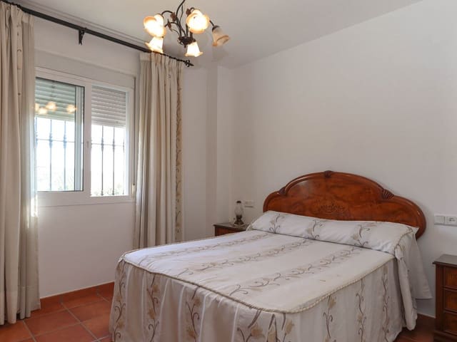 Image No.22-3 Bed Villa for sale