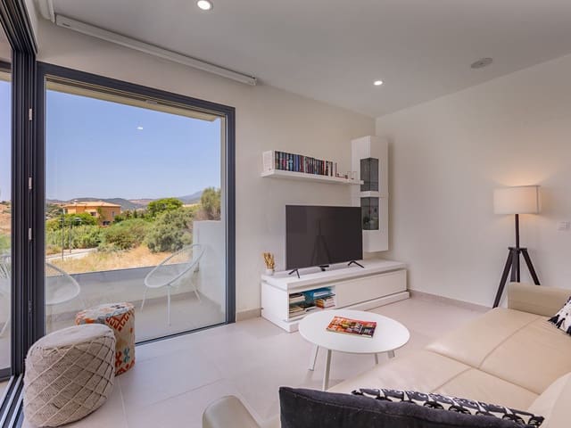 Image No.8-3 Bed Apartment for sale