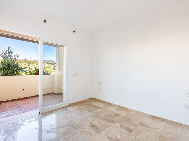 Image No.12-3 Bed Apartment for sale