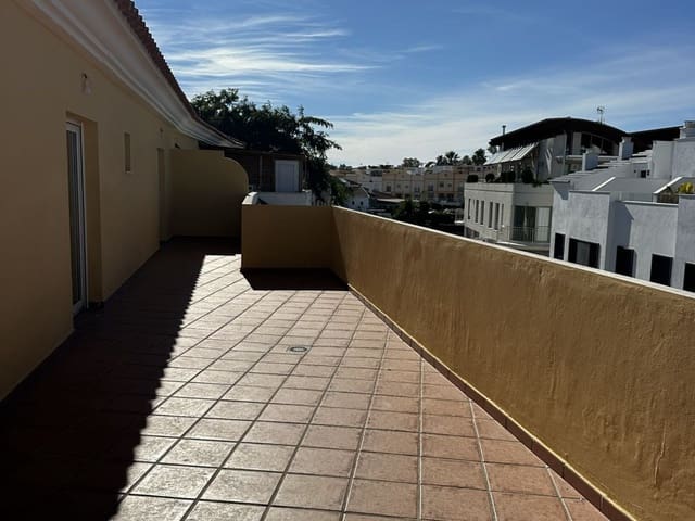 Image No.4-Penthouse de 2 chambres à vendre à Estepona