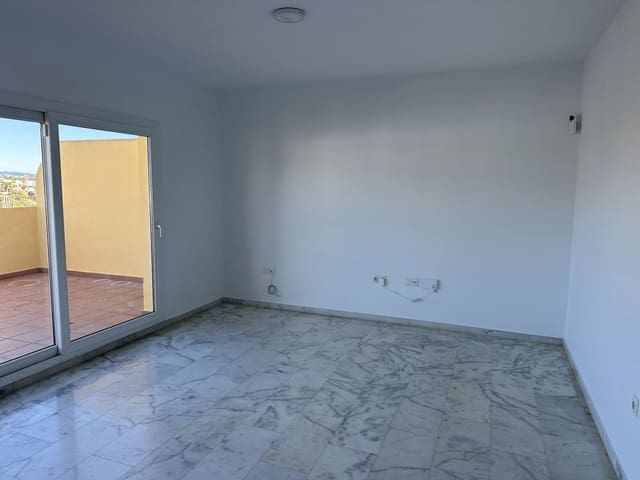 Image No.6-Penthouse de 2 chambres à vendre à Estepona