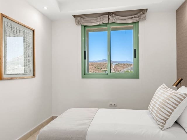 Image No.21-3 Bed Apartment for sale