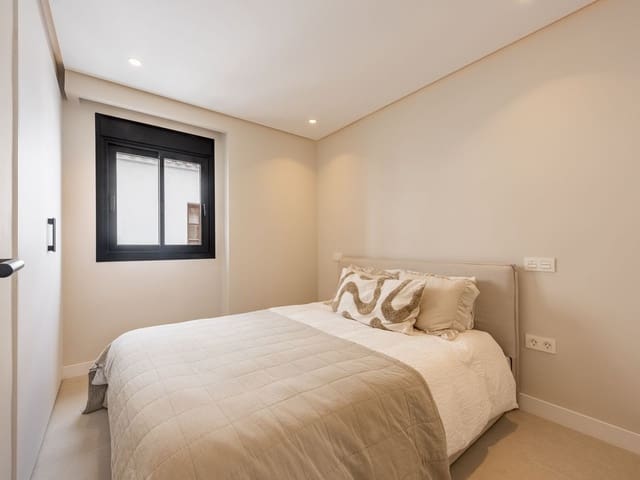 Image No.10-4 Bed Apartment for sale