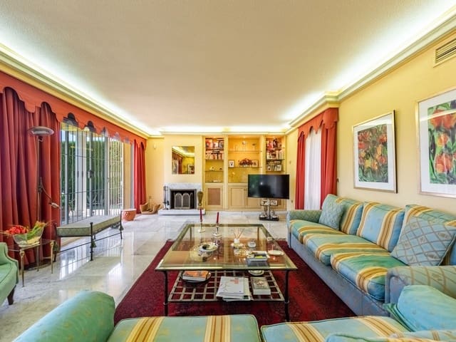 Image No.7-Villa de 5 chambres à vendre à Malaga