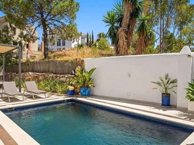 Image No.4-4 Bed Villa for sale