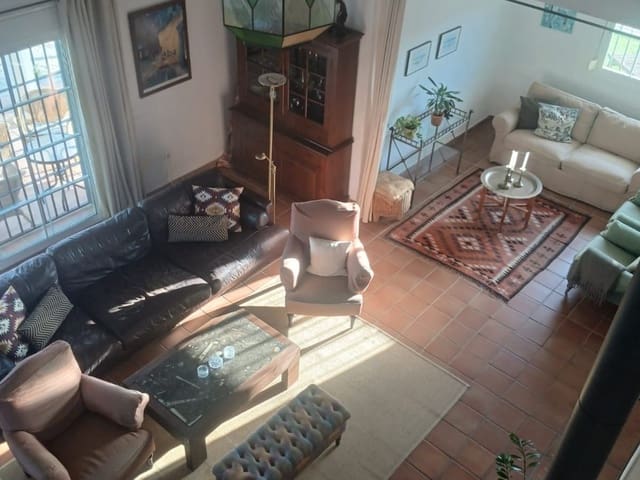 Image No.9-4 Bed Country House for sale