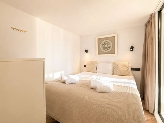 Image No.17-2 Bed Townhouse for sale