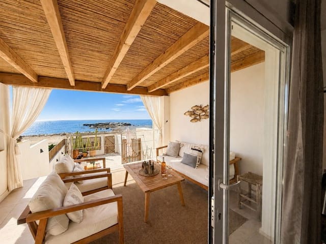 Image No.4-2 Bed Townhouse for sale