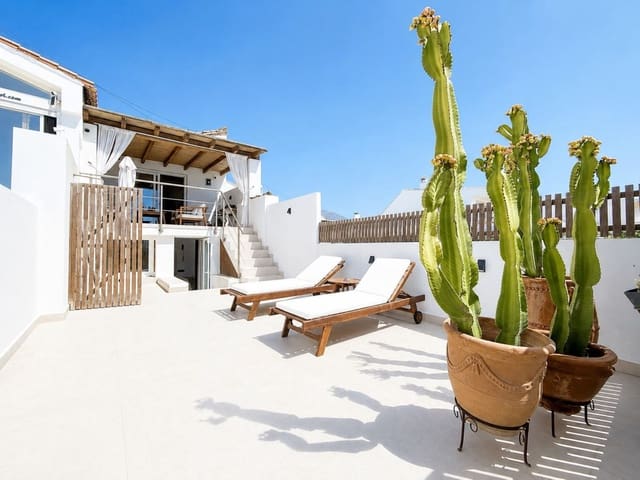 Image No.6-2 Bed Townhouse for sale