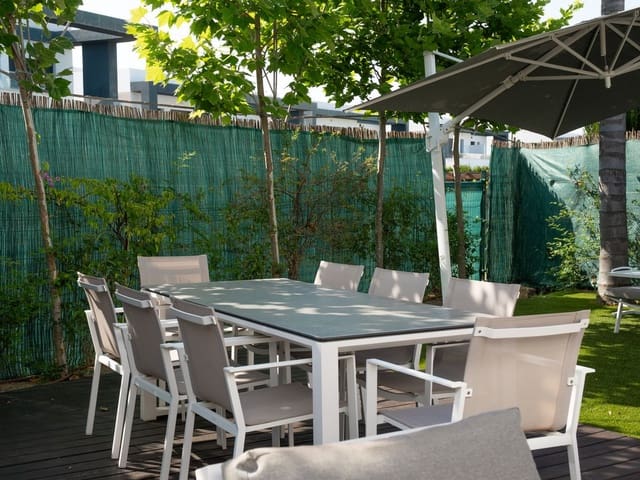 Image No.6-4 Bed Townhouse for sale