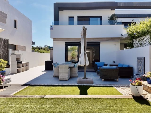 Image No.3-4 Bed Townhouse for sale