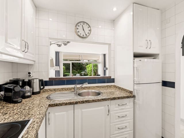 Image No.8-2 Bed Townhouse for sale