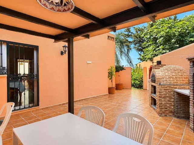 Image No.4-7 Bed Villa for sale