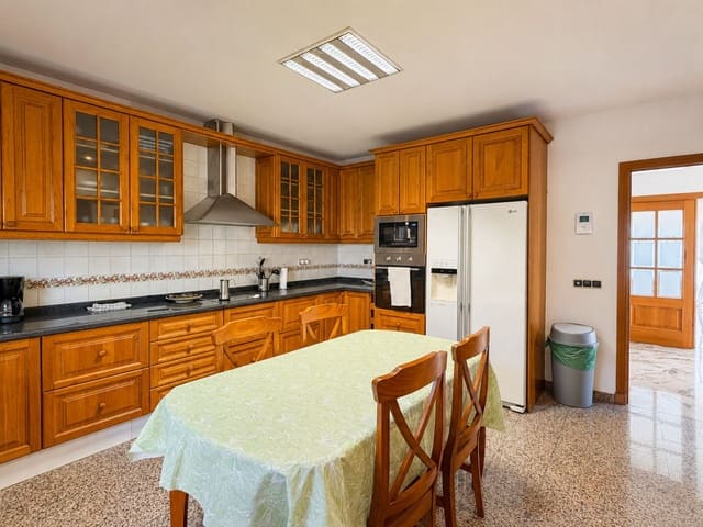 Image No.6-7 Bed Villa for sale