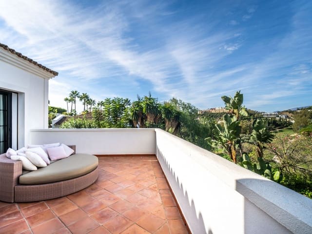 Image No.2-4 Bed Villa for sale