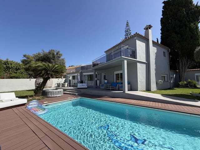 Image No.2-4 Bed Villa for sale