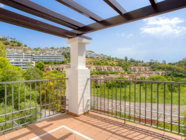 Image No.4-4 Bed Townhouse for sale