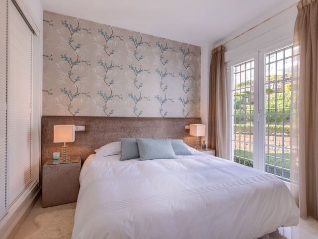 Image No.14-3 Bed Apartment for sale