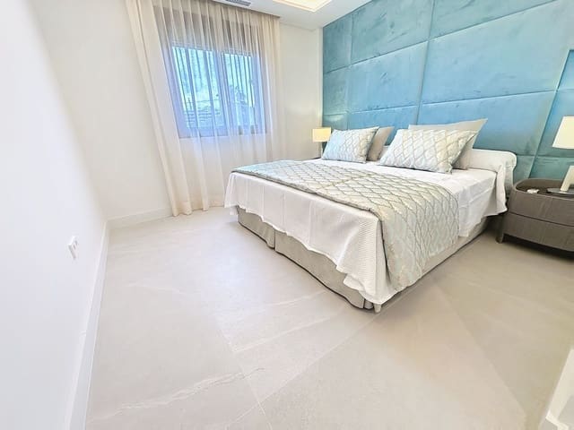 Image No.10-3 Bed Apartment for sale