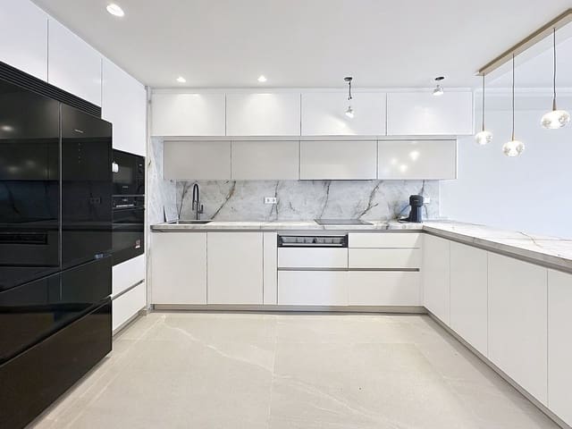 Image No.4-3 Bed Apartment for sale