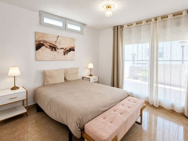 Image No.17-6 Bed Villa for sale