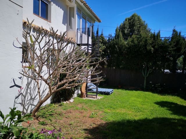 Image No.2-4 Bed Villa for sale