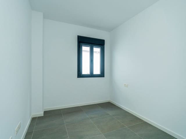 Image No.9-2 Bed Townhouse for sale