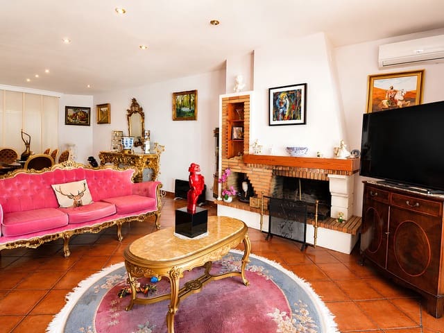 Image No.9-4 Bed Villa for sale