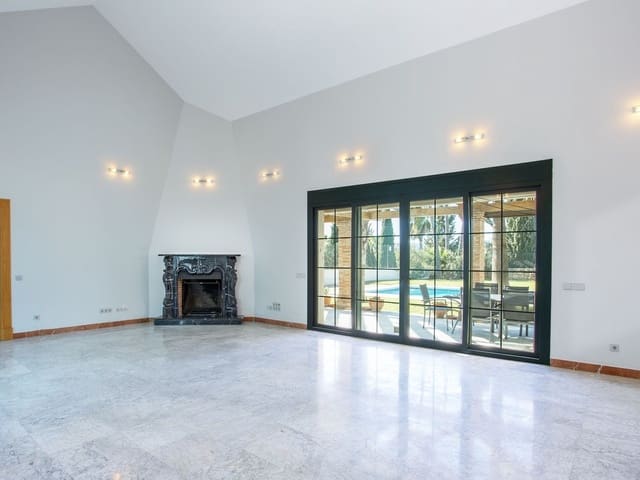 Image No.6-5 Bed Villa for sale