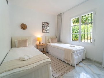 x-286735965