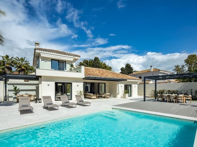 Image No.3-Villa de 4 chambres à vendre à Marbella