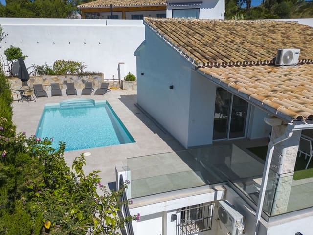 Image No.2-5 Bed Villa for sale