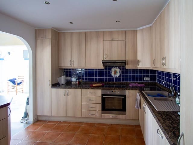 Image No.8-5 Bed Villa for sale