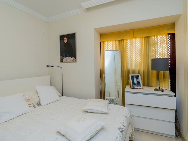 Image No.10-3 Bed Townhouse for sale