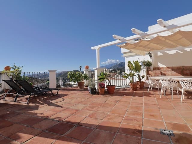 Image No.2-3 Bed Townhouse for sale