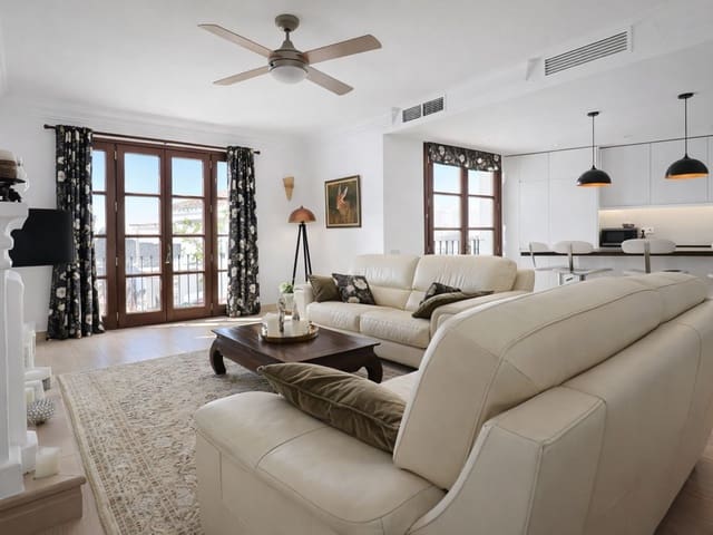 Image No.6-3 Bed Townhouse for sale