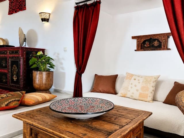Image No.6-3 Bed Villa for sale