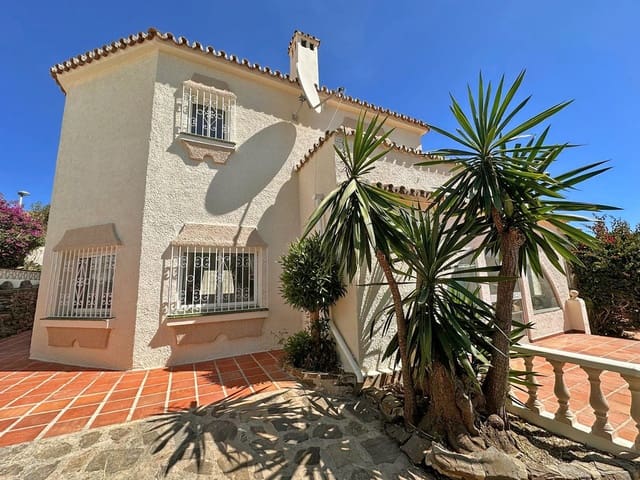 Image No.4-4 Bed Villa for sale