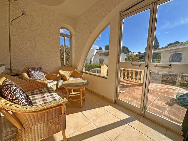 Image No.6-4 Bed Villa for sale
