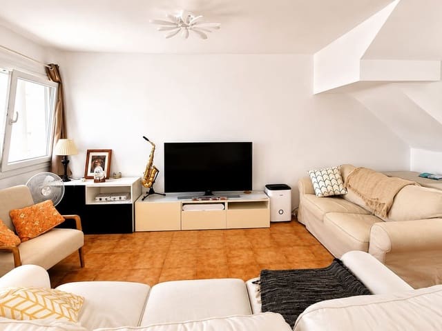 Image No.7-3 Bed Townhouse for sale