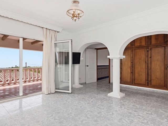 Image No.11-Villa con 4 dormitorios en venta