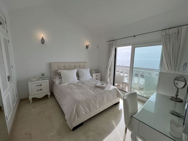 Image No.7-2 Bed Townhouse for sale