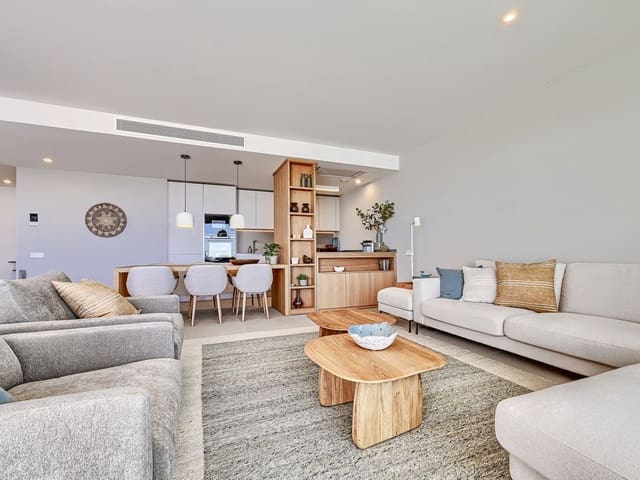 Image No.9-3 Bed Apartment for sale