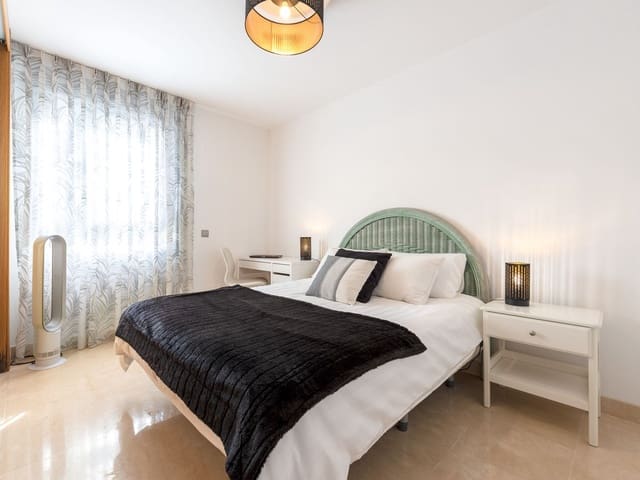 Image No.15-3 Bed Apartment for sale