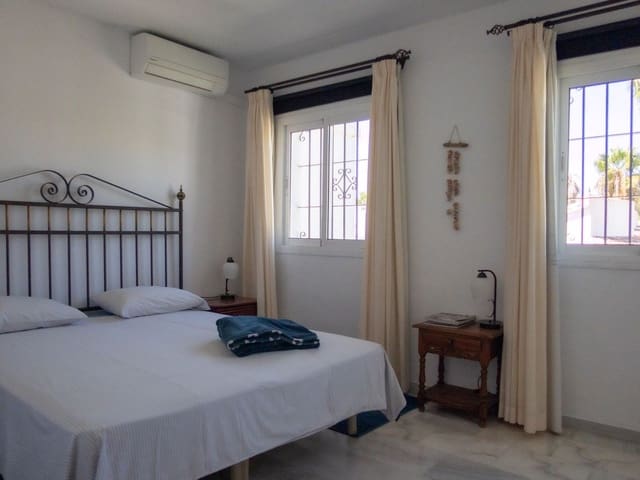 Image No.11-3 Bed Villa for sale