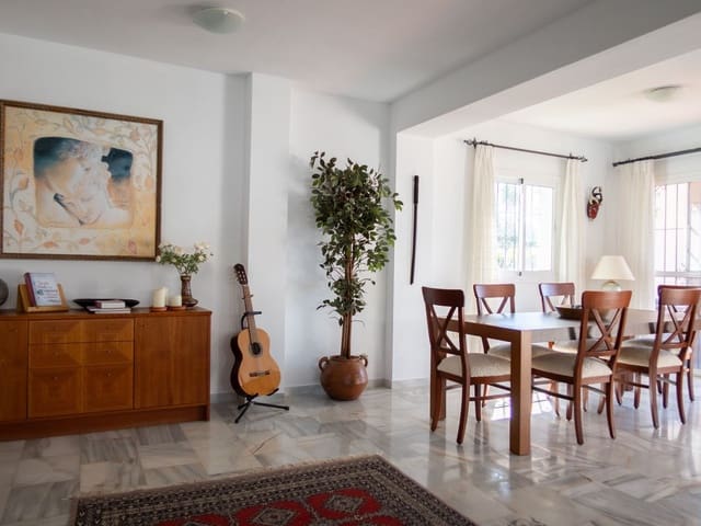 Image No.7-3 Bed Villa for sale