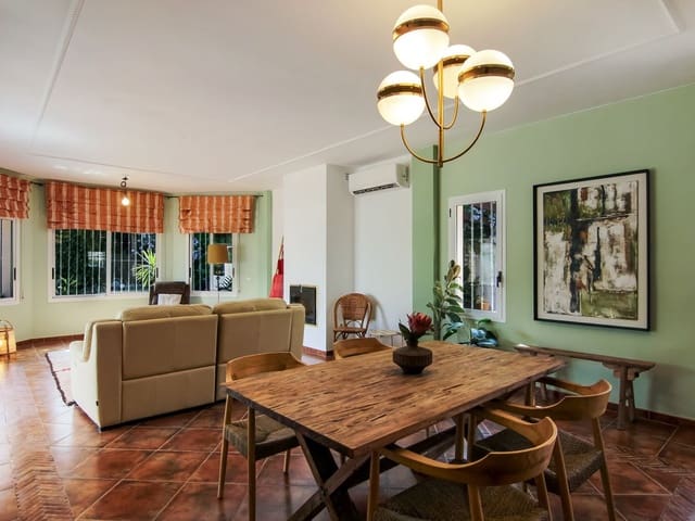 Image No.8-3 Bed Villa for sale