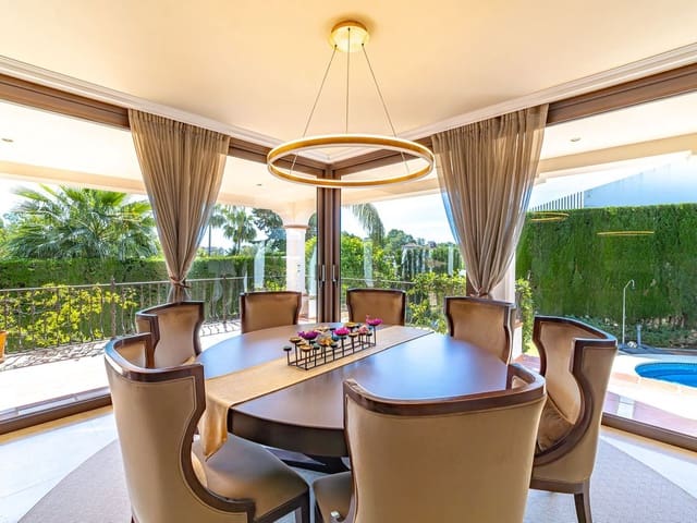 Image No.9-5 Bed Villa for sale