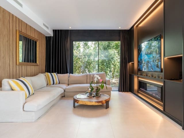 Image No.7-Villa de 4 chambres à vendre à La Cala De Mijas