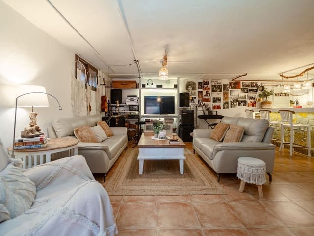 Image No.7-4 Bed Villa for sale